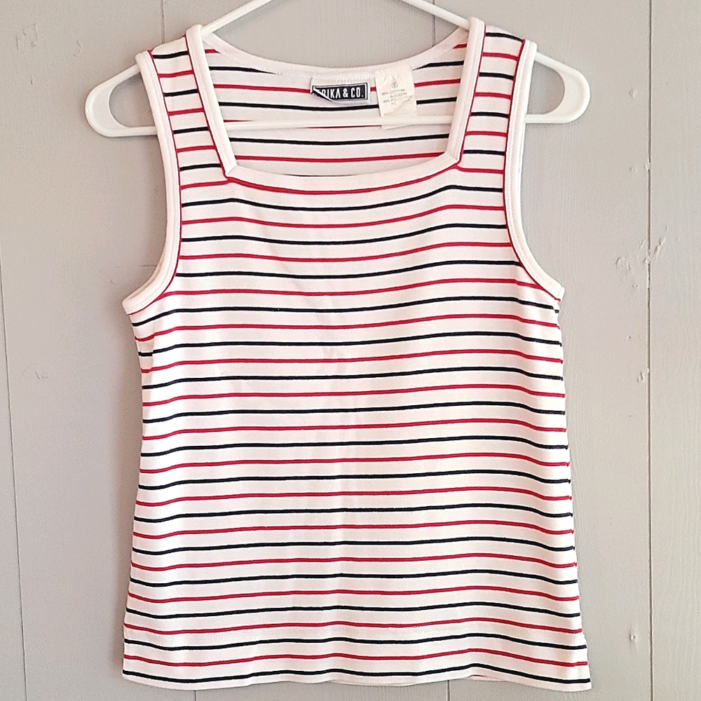 🌴 Red & Dark Blue Striped Top